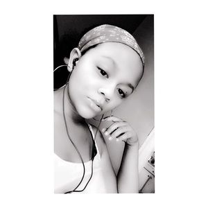 Meet your Posher, Kelsey